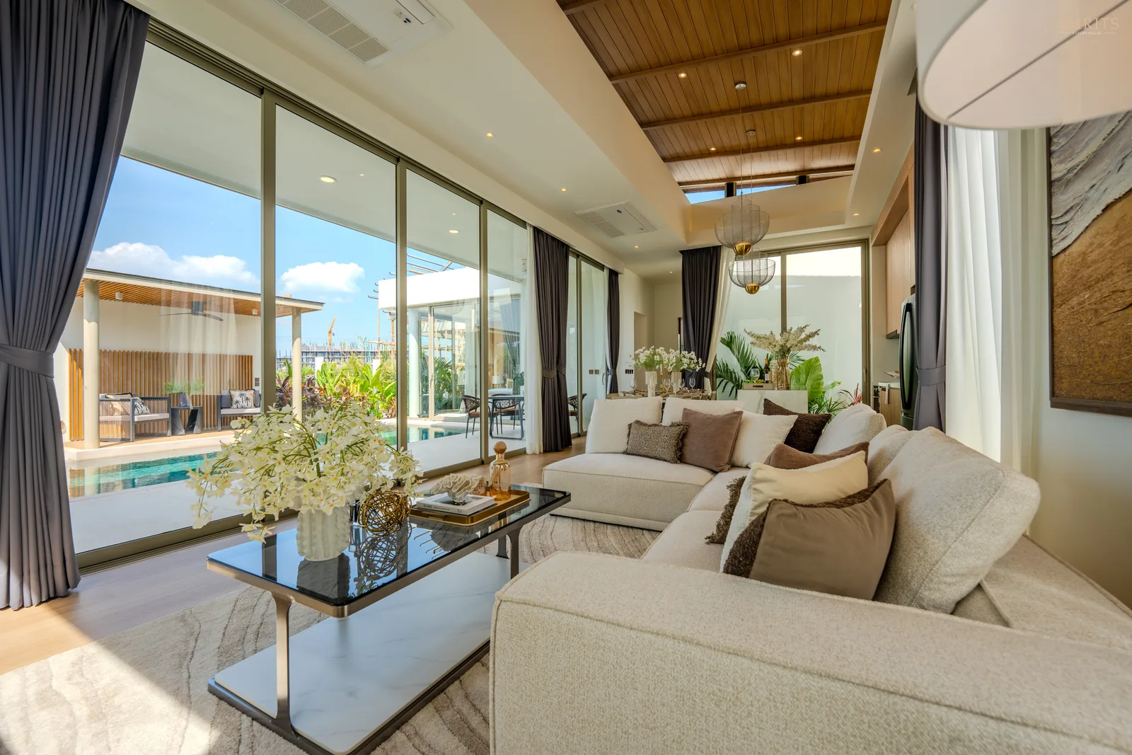 4-bedroom villa, 303 sqm