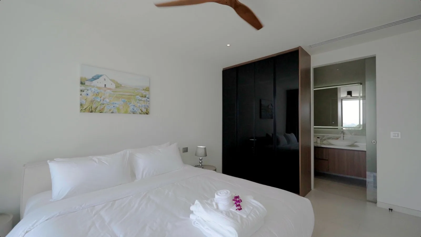1-bedroom condo, 69 sqm