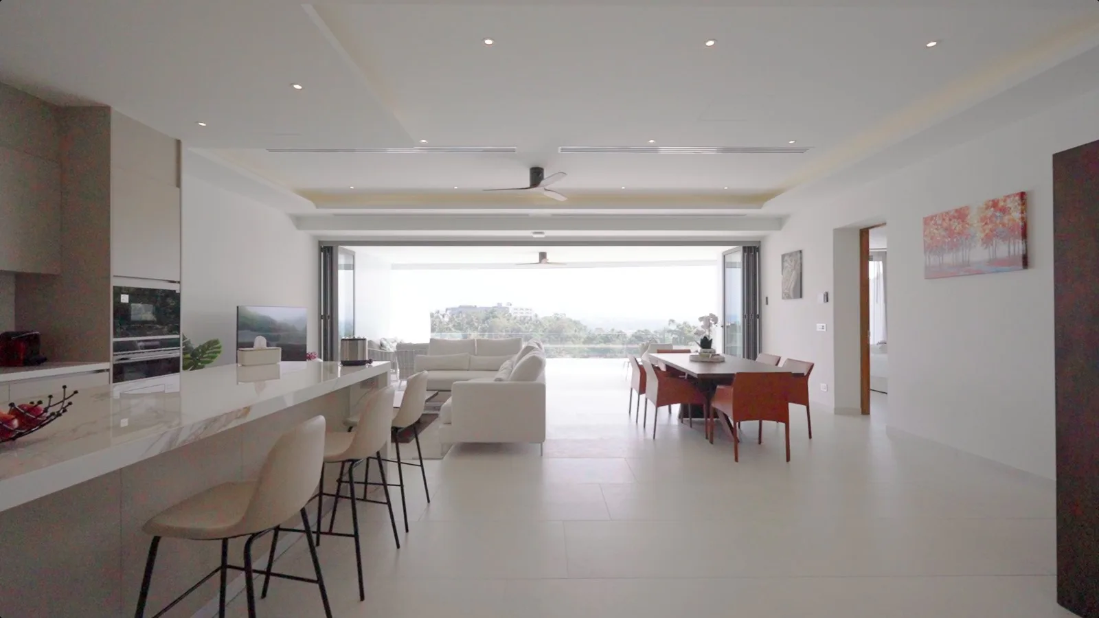 1-bedroom condo, 69 sqm