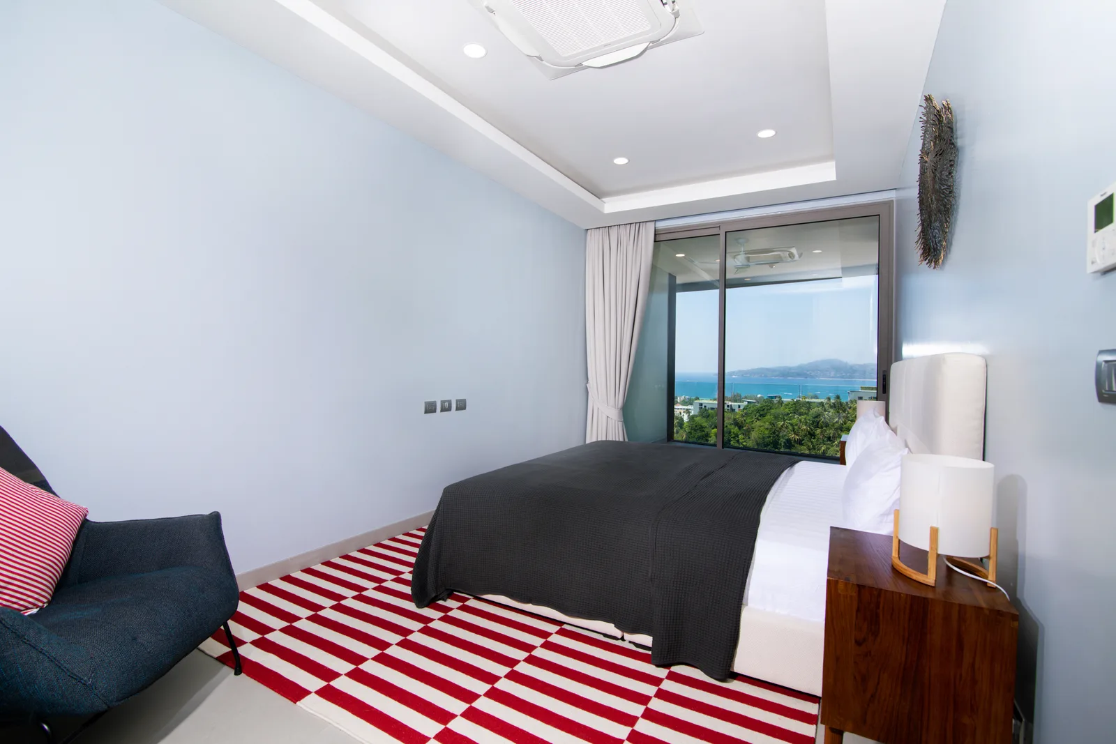 1-bedroom condo, 69 sqm