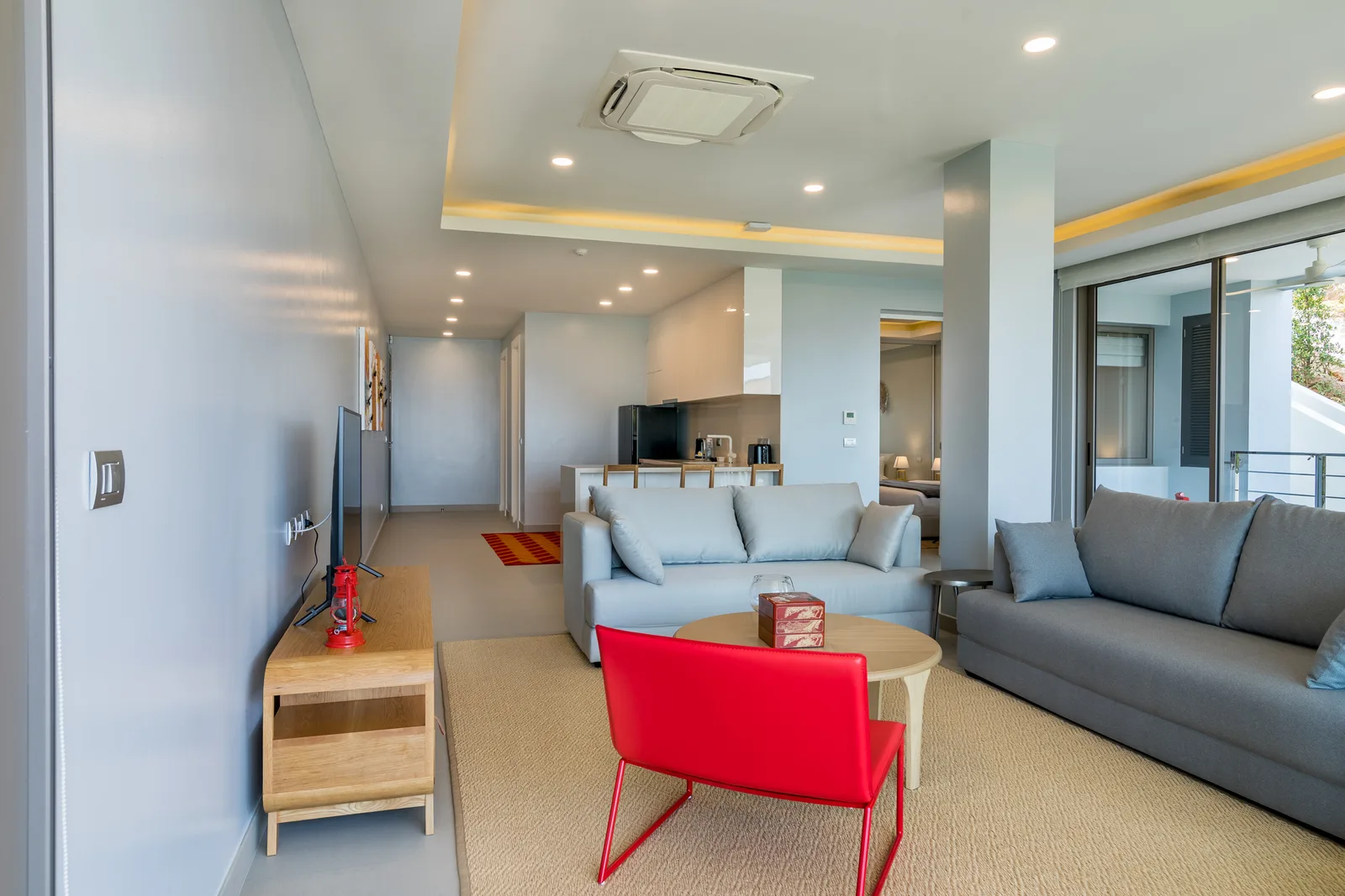 1-bedroom condo, 69 sqm
