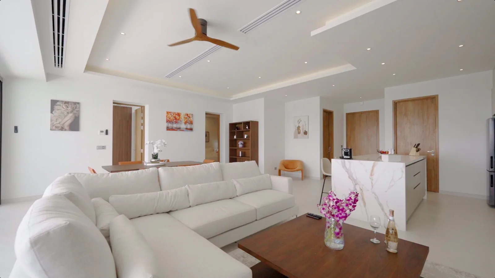 1-bedroom condo, 69 sqm
