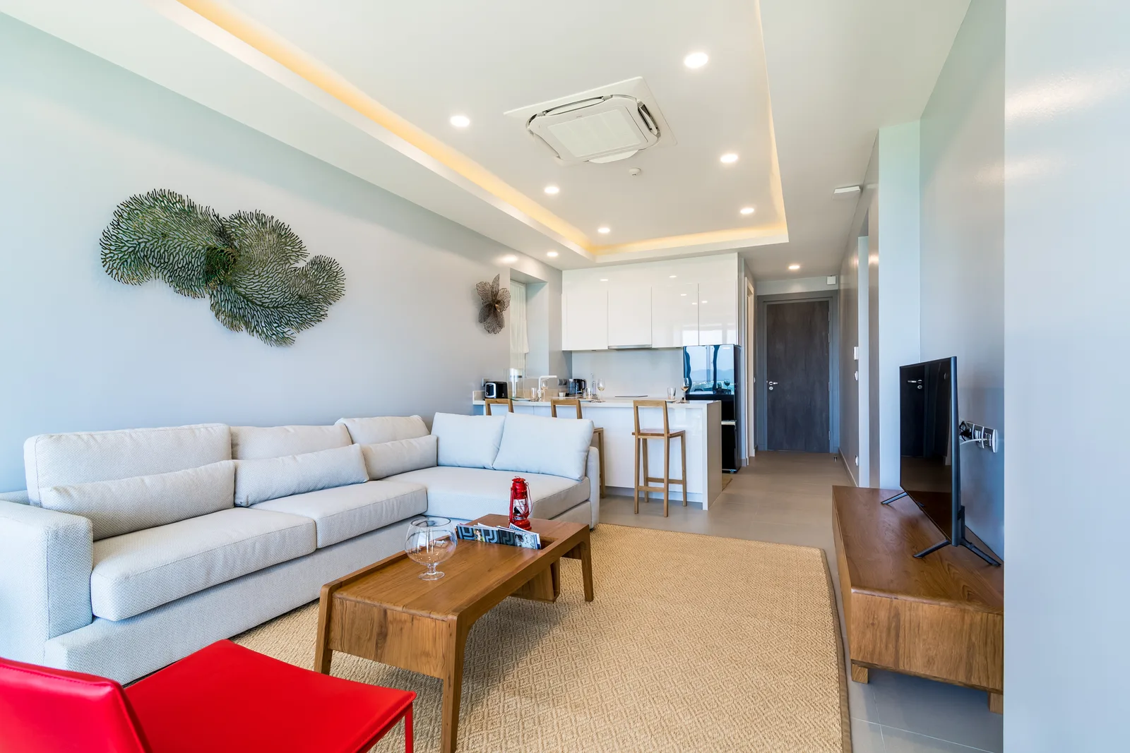 2-bedroom condo, 89 sqm