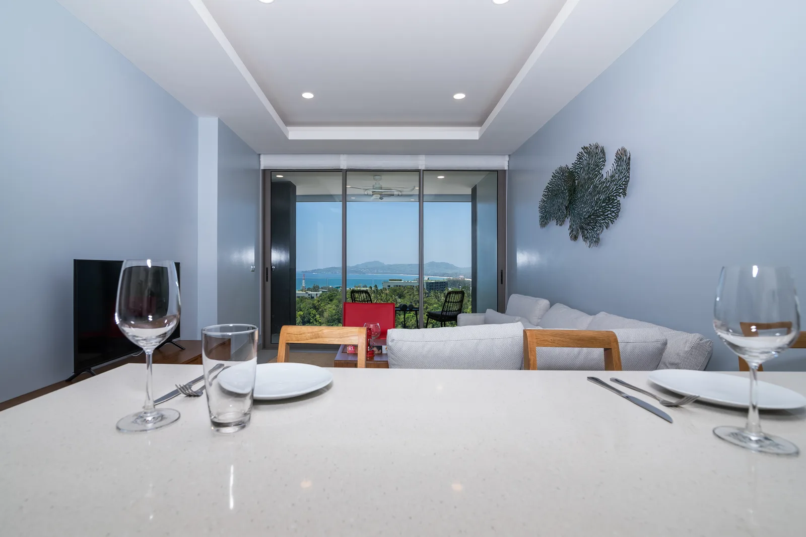 2-bedroom condo, 89 sqm