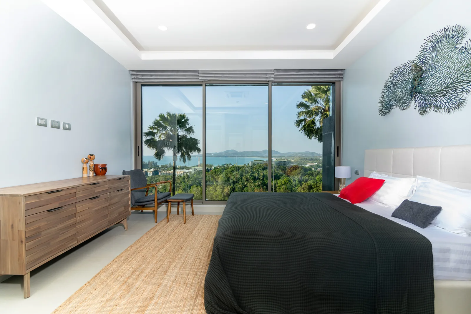 2-bedroom condo, 89 sqm