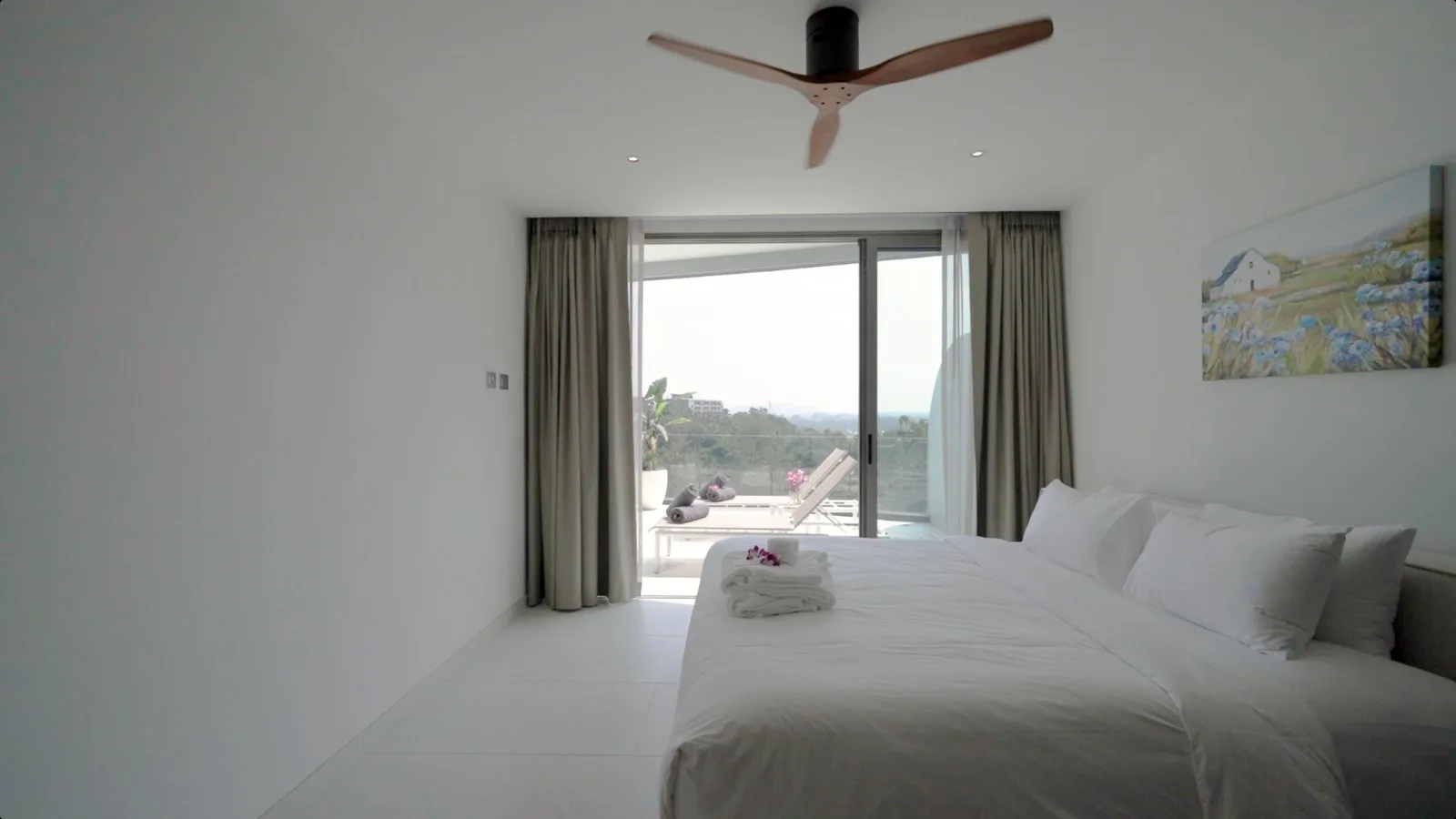 3-bedroom condo, 133 sqm