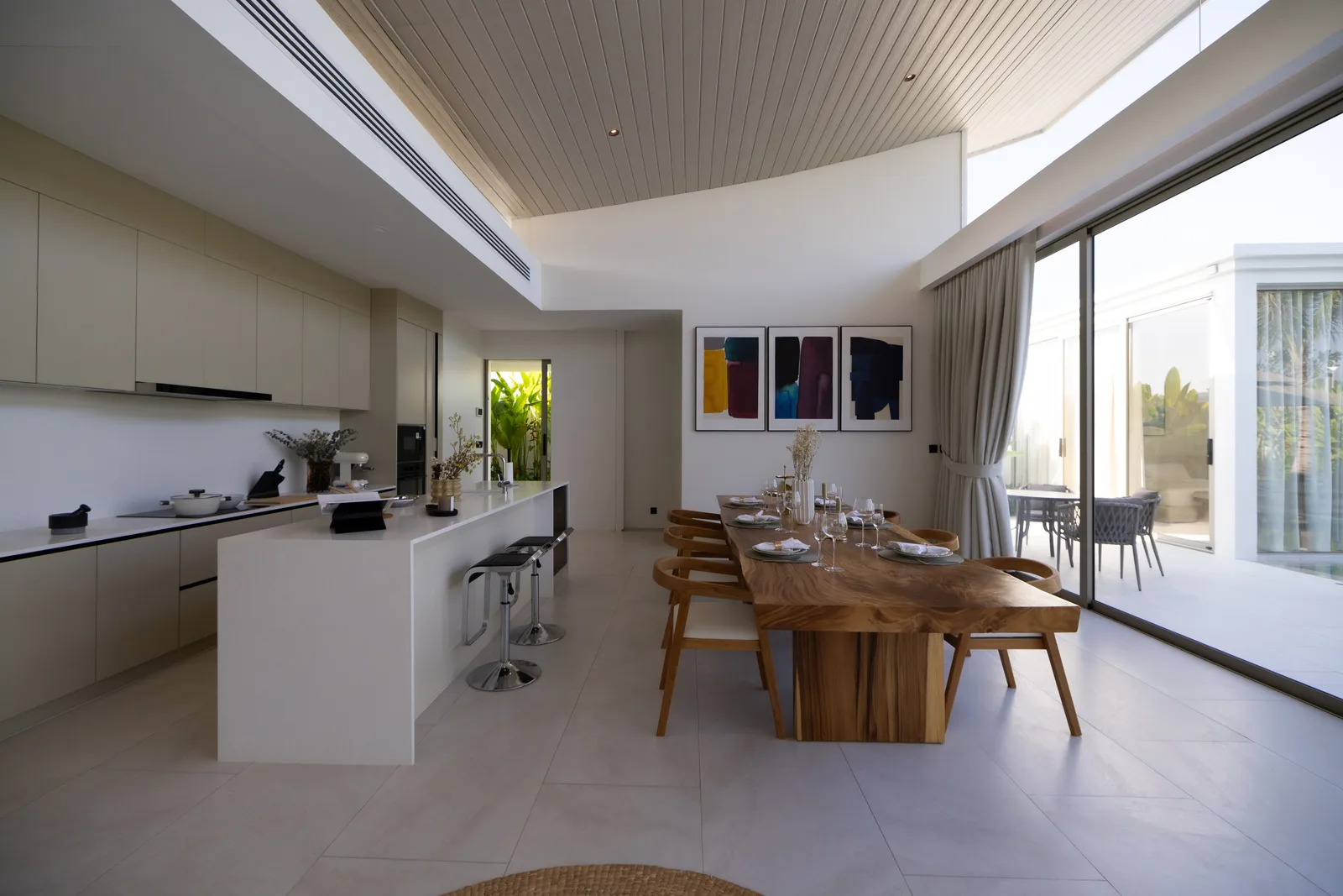 5-bedroom villa, 293 sqm