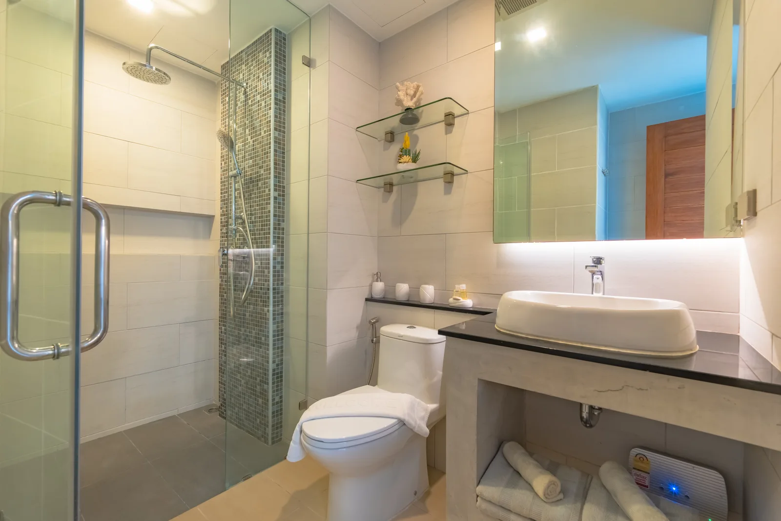 2-bedroom condo, 68 sqm