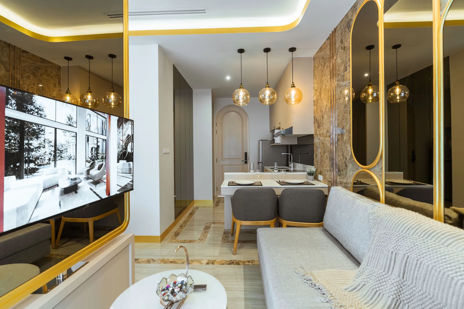 3-bedroom condo, 248 sqm
