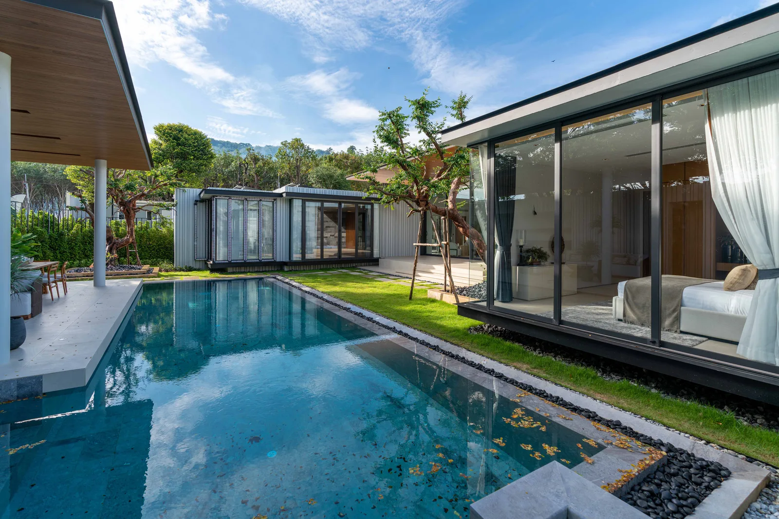 5-bedroom villa, 1004 sqm