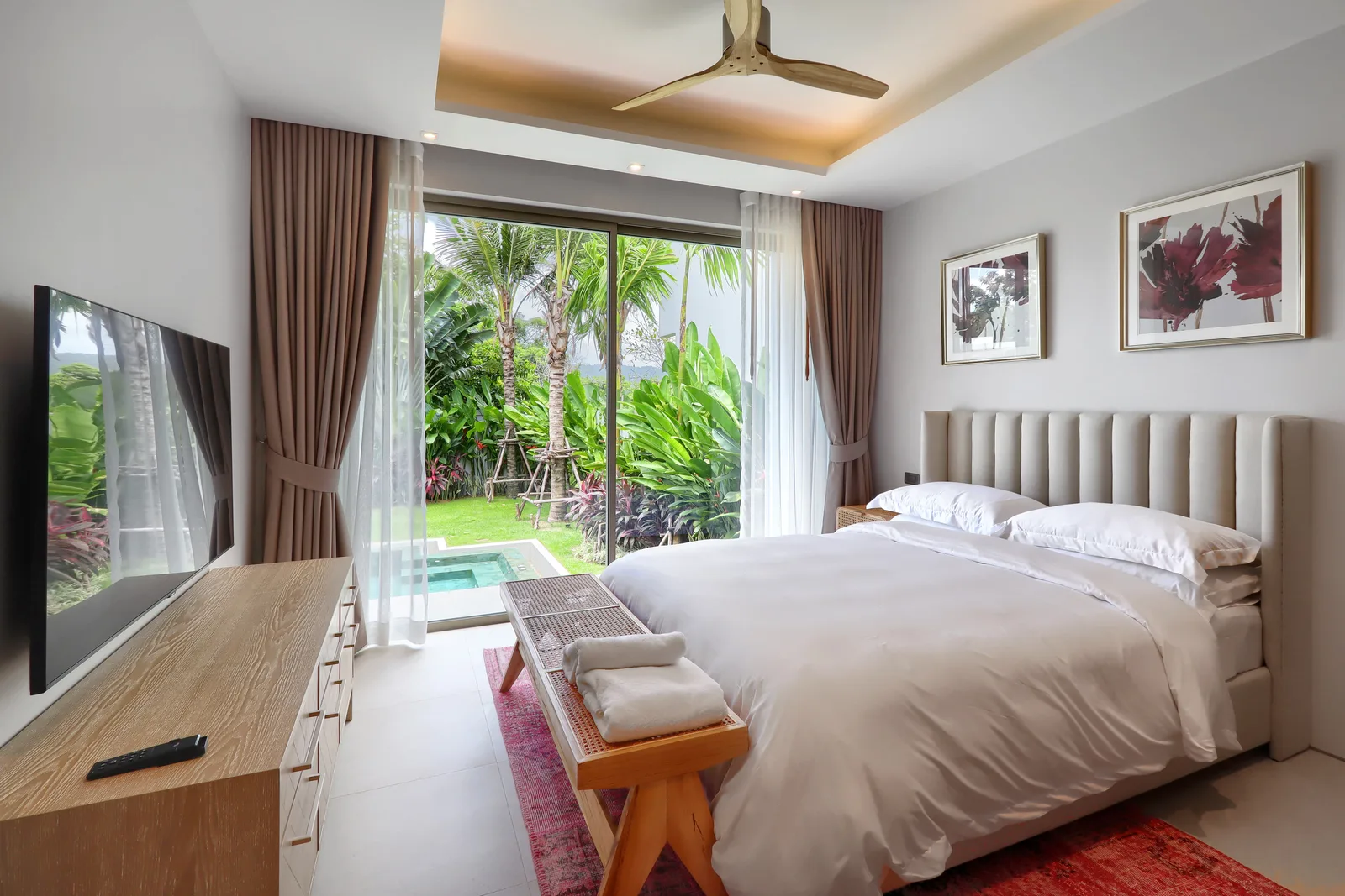 4-bedroom villa, 330 sqm
