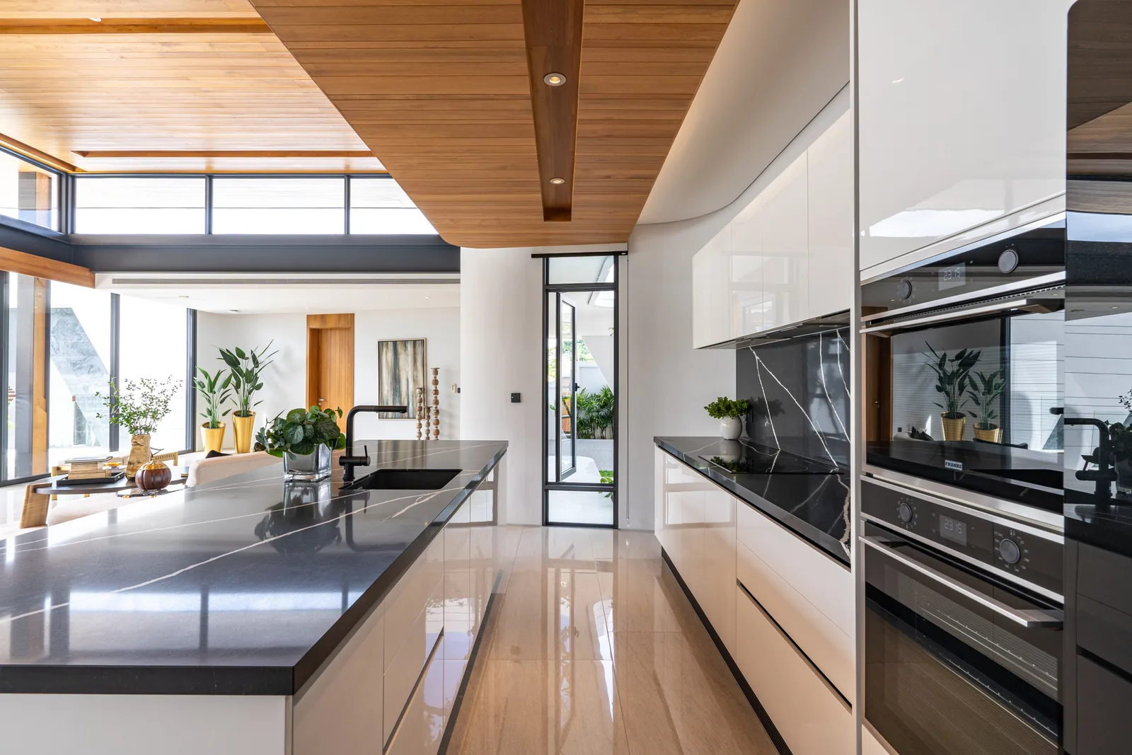 4-bedroom villa, 531 sqm