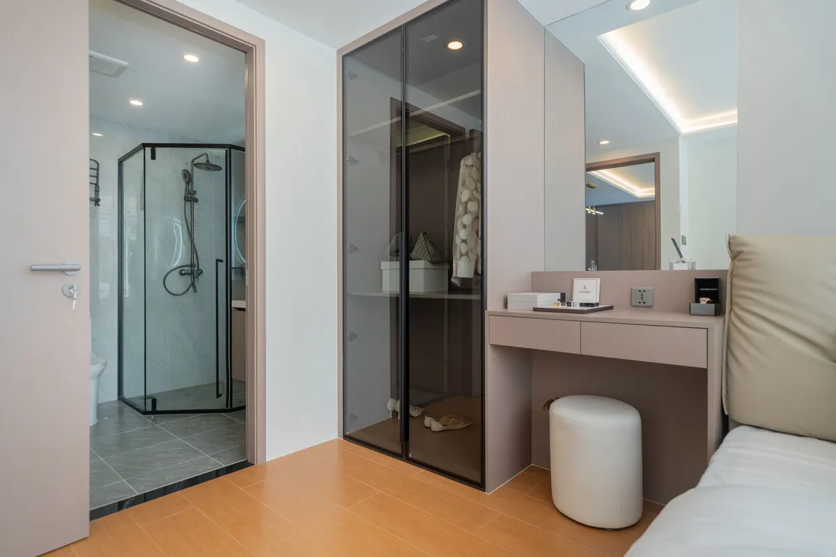 2-bedroom condo, 70 sqm
