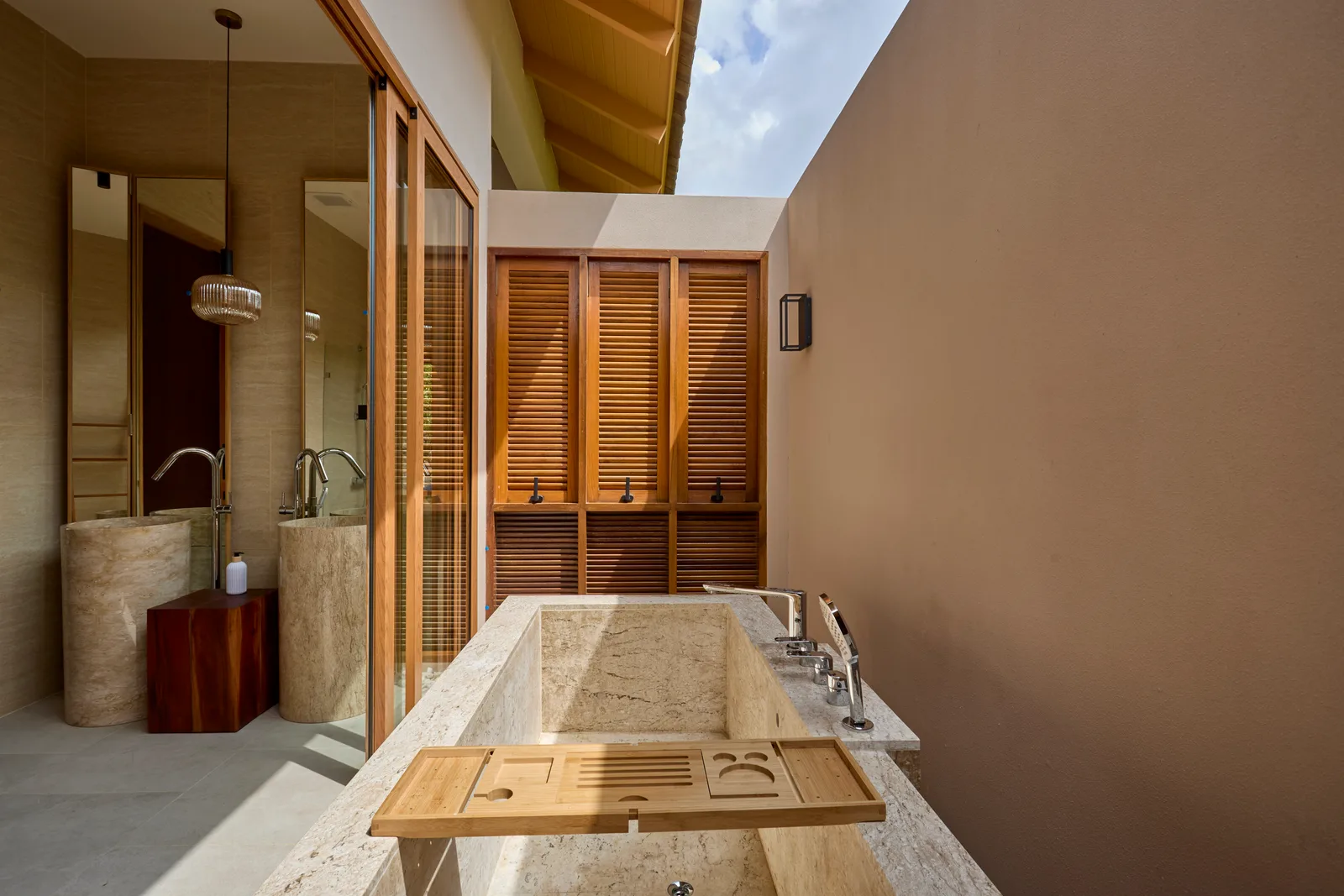 4-bedroom villa, 467 sqm