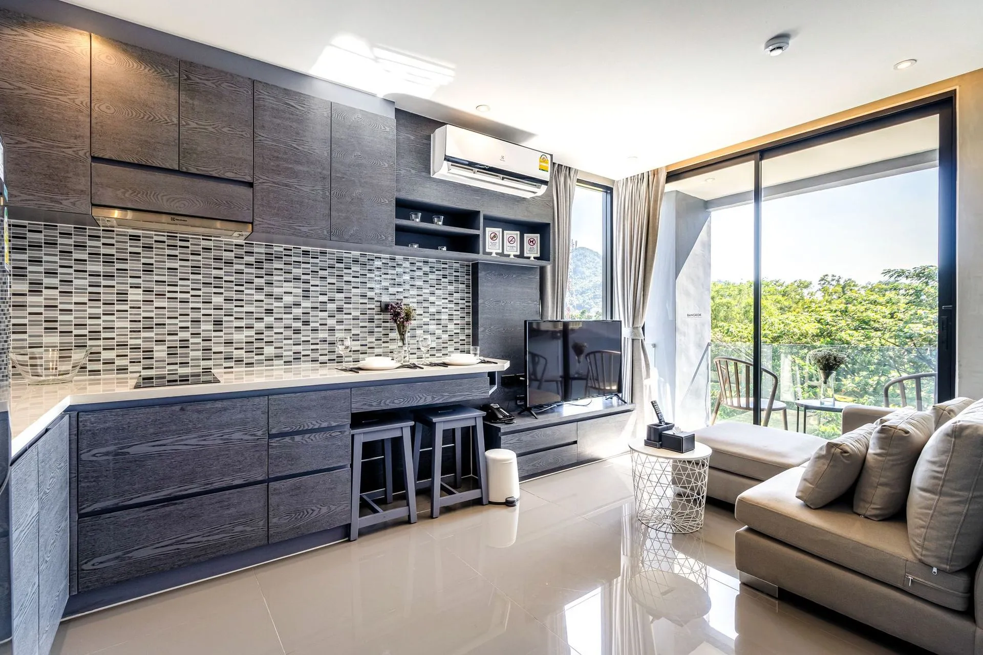 2-bedroom condo, 70 sqm