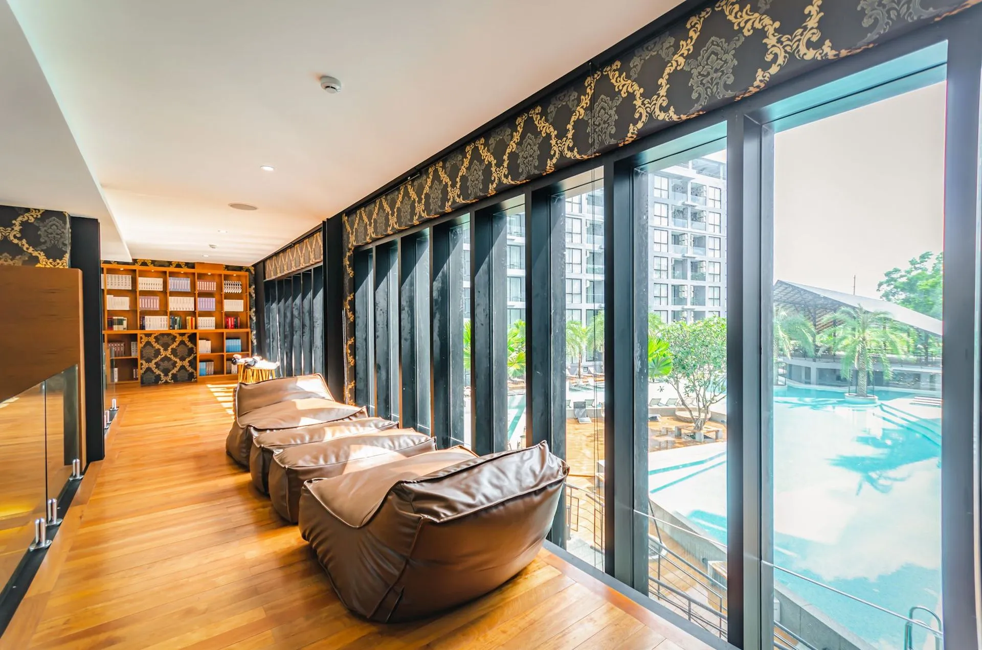 2-bedroom condo, 70 sqm