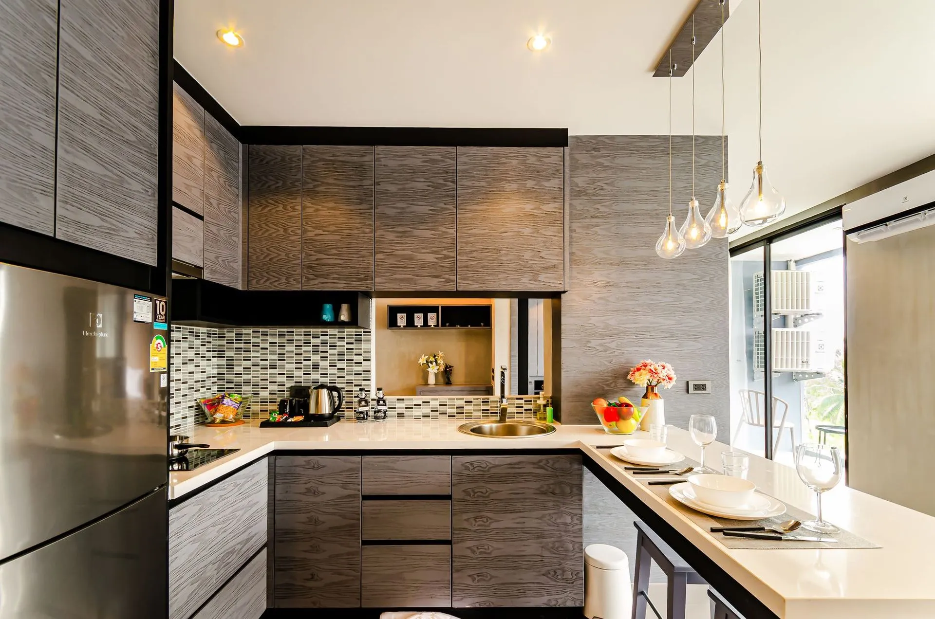 2-bedroom condo, 70 sqm