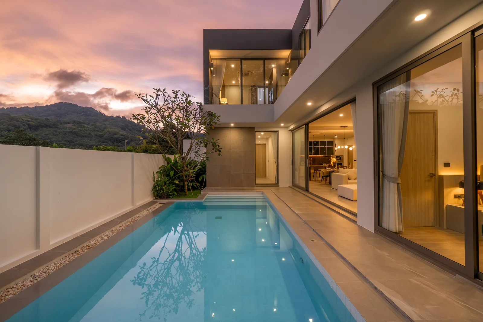 4-bedroom villa, 330 sqm