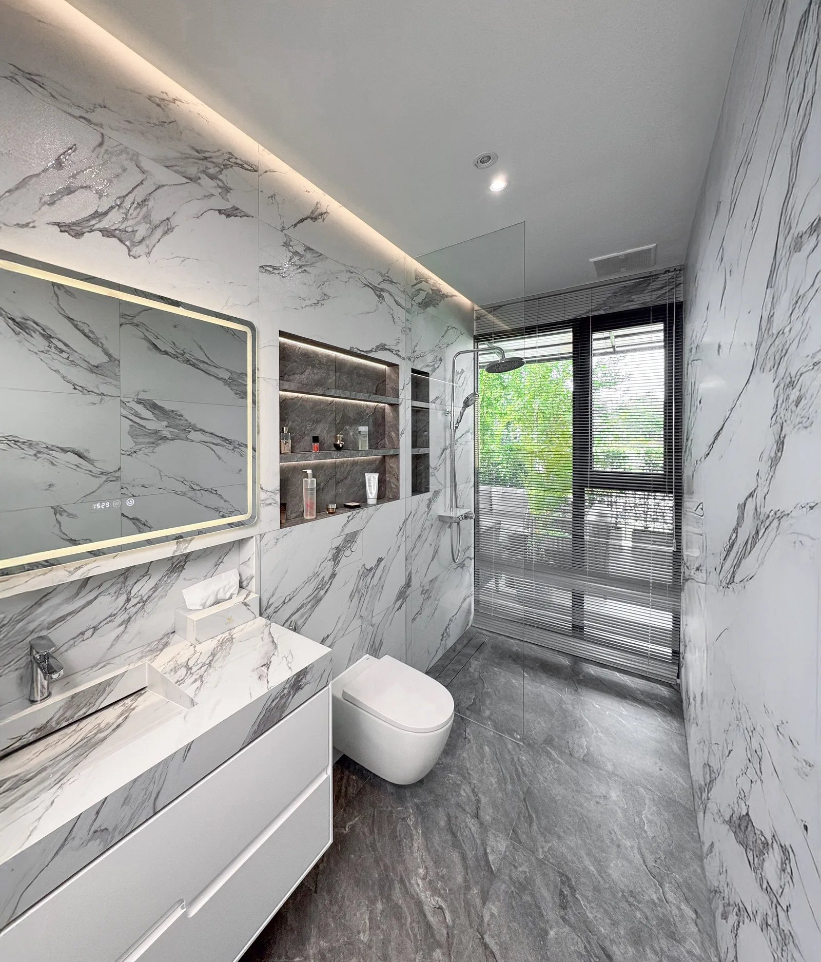 1-bedroom condo, 37 sqm