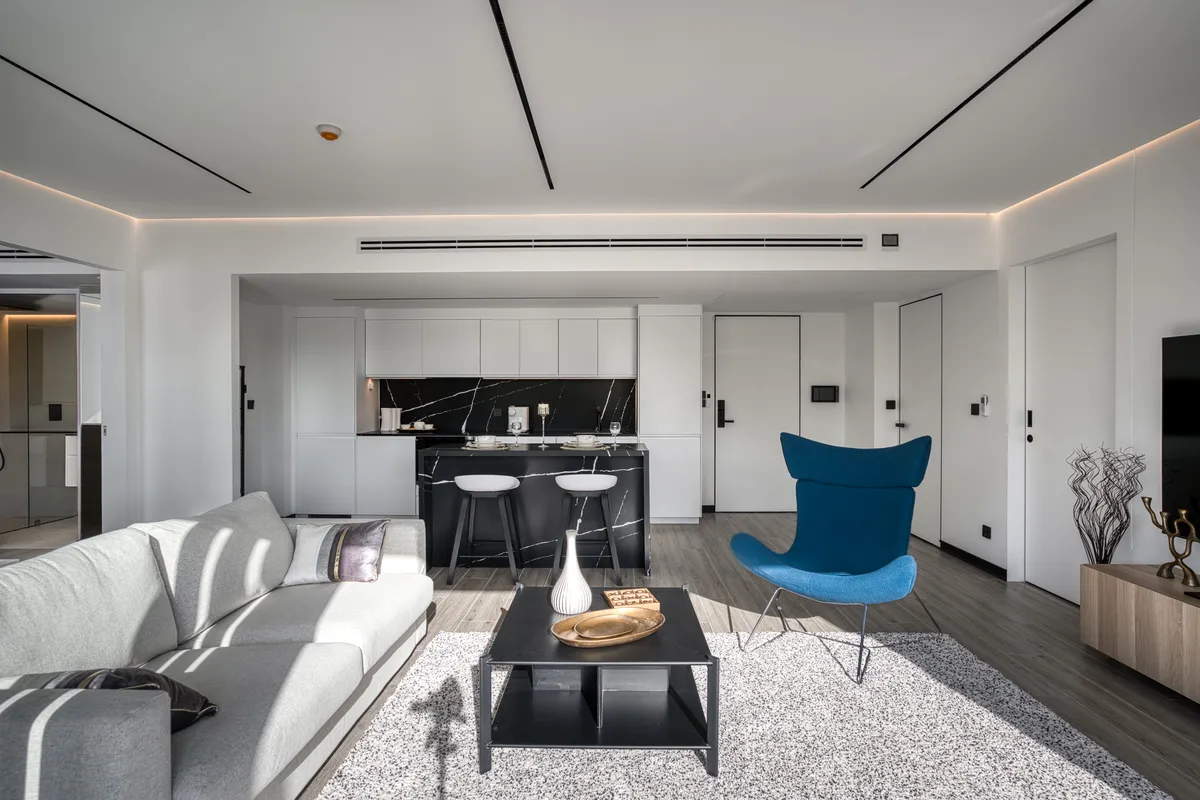 2-bedroom condo, 81 sqm
