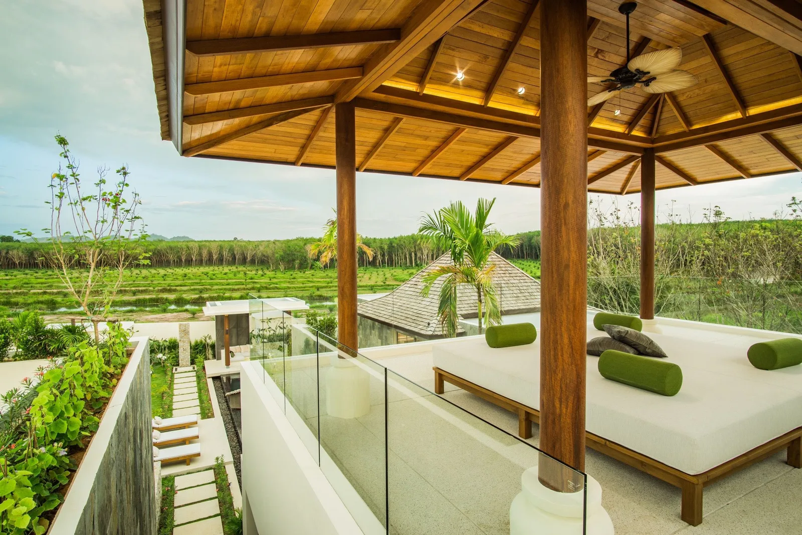 4-bedroom villa, 618 sqm