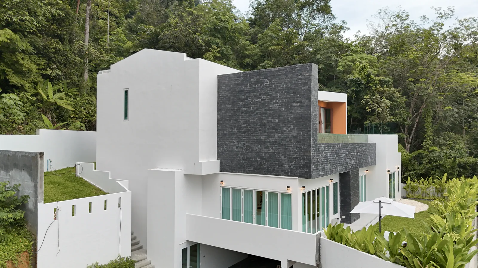 5-bedroom villa, 490 sqm