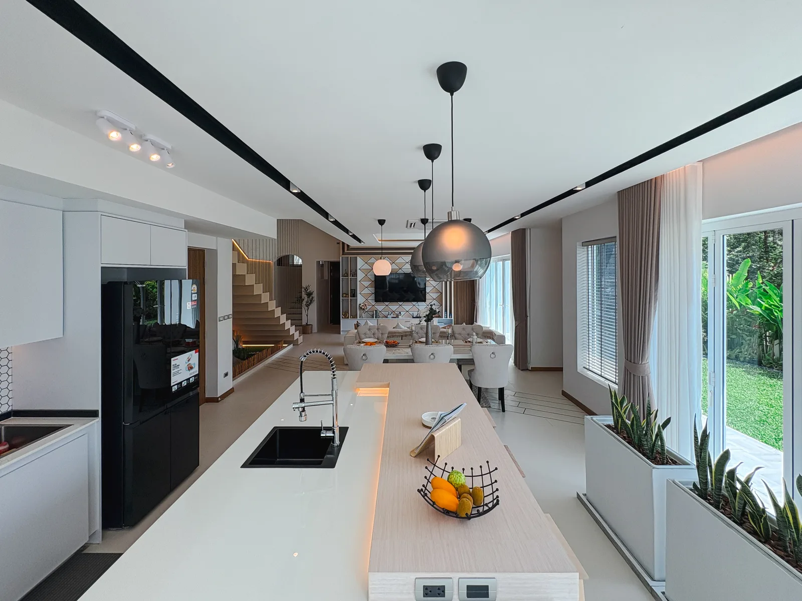 5-bedroom villa, 490 sqm