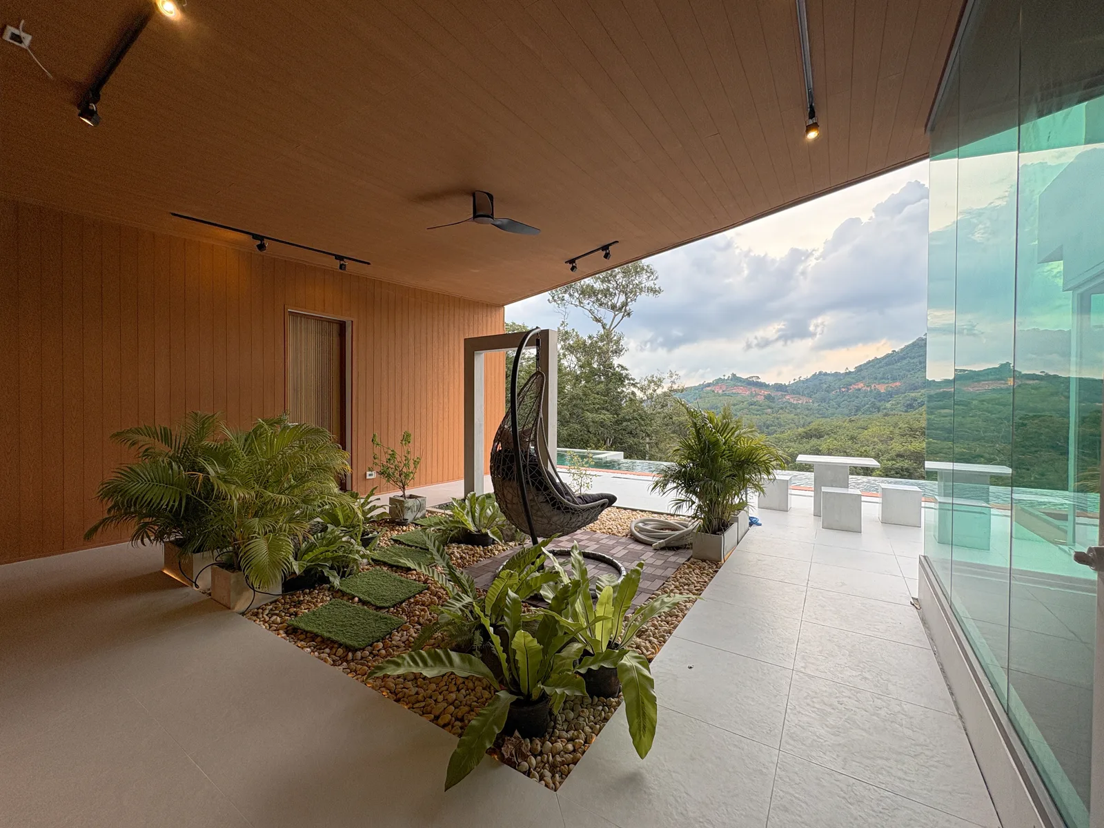 5-bedroom villa, 490 sqm