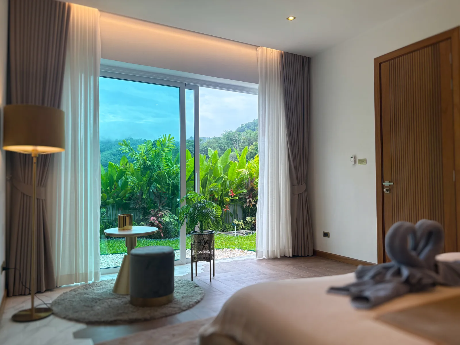 5-bedroom villa, 490 sqm