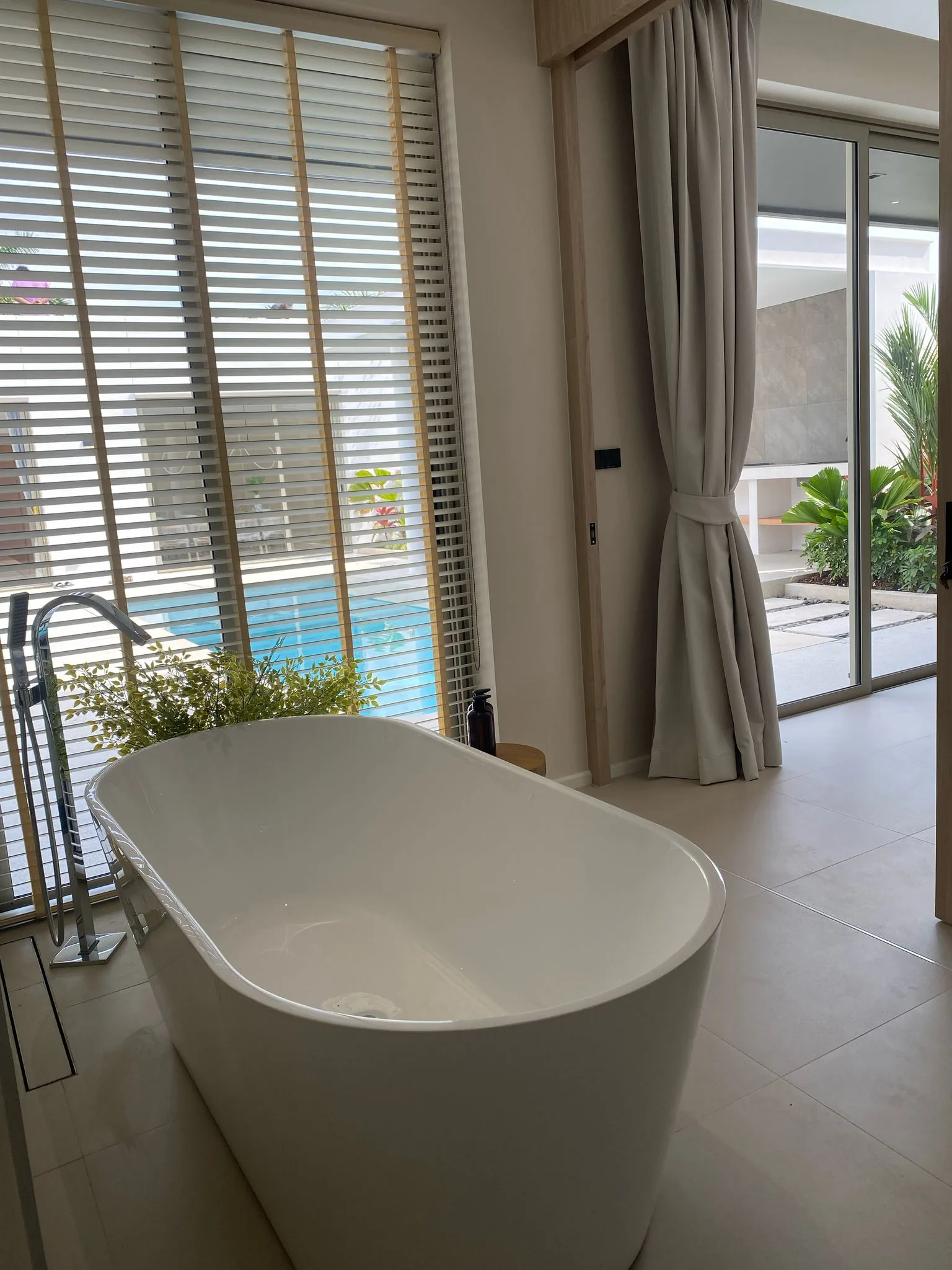 4-bedroom villa, 416 sqm