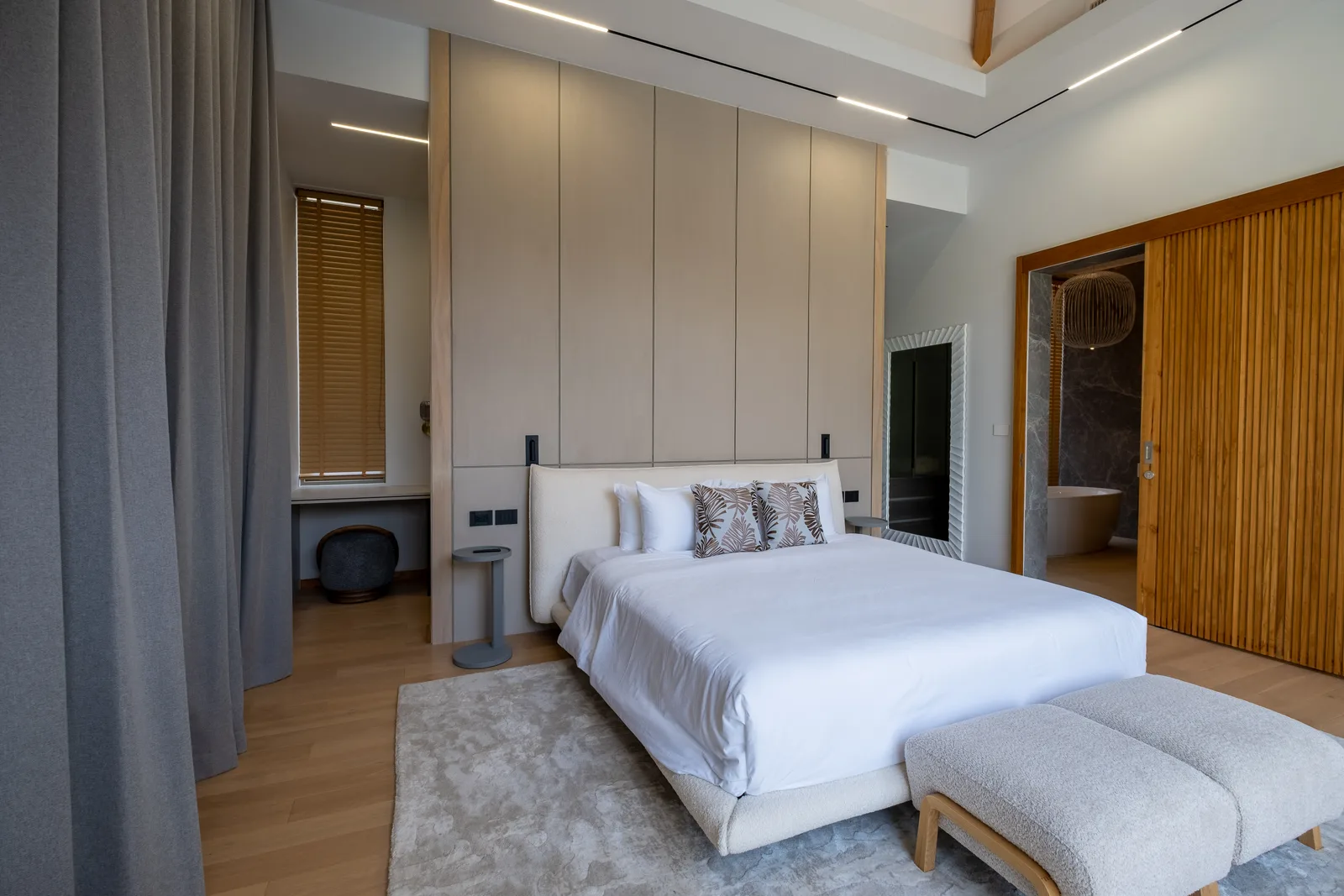 4-bedroom villa, 593 sqm
