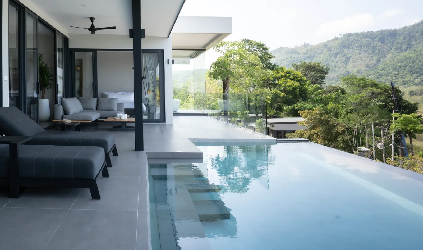 4-bedroom villa, 765 sqm