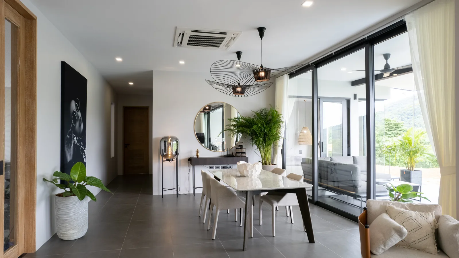 6-bedroom villa, 1450 sqm