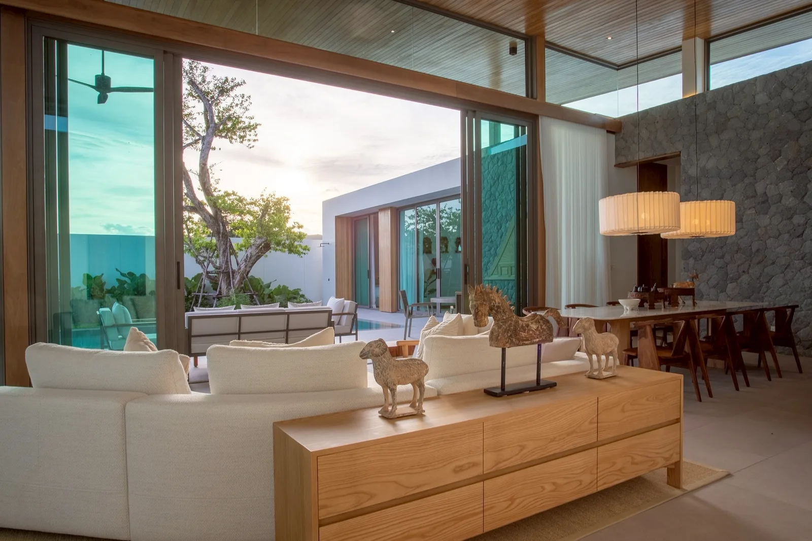 4-bedroom villa, 370 sqm