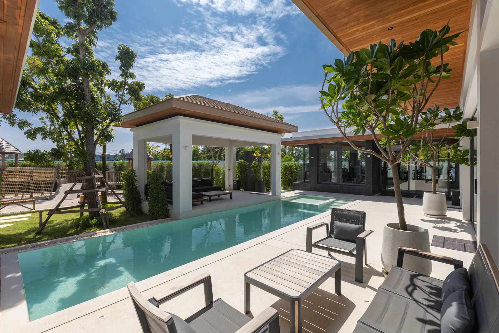 3-bedroom villa, 404 sqm