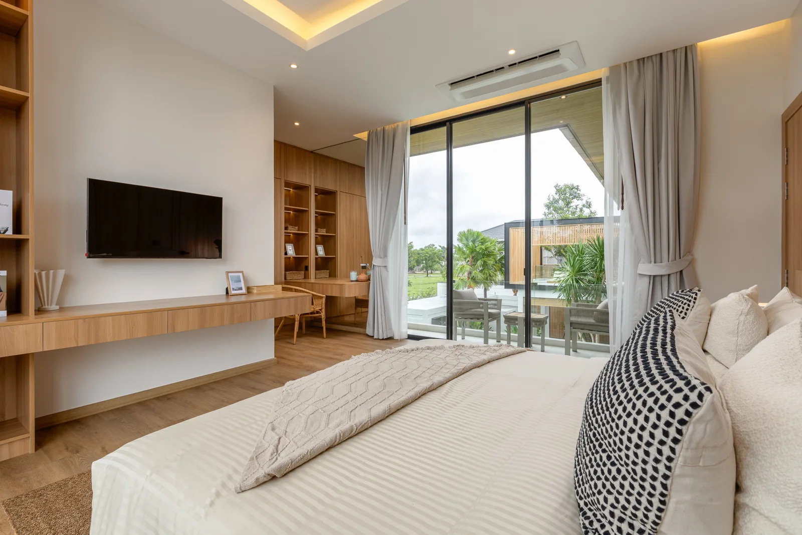 4-bedroom villa, 586 sqm