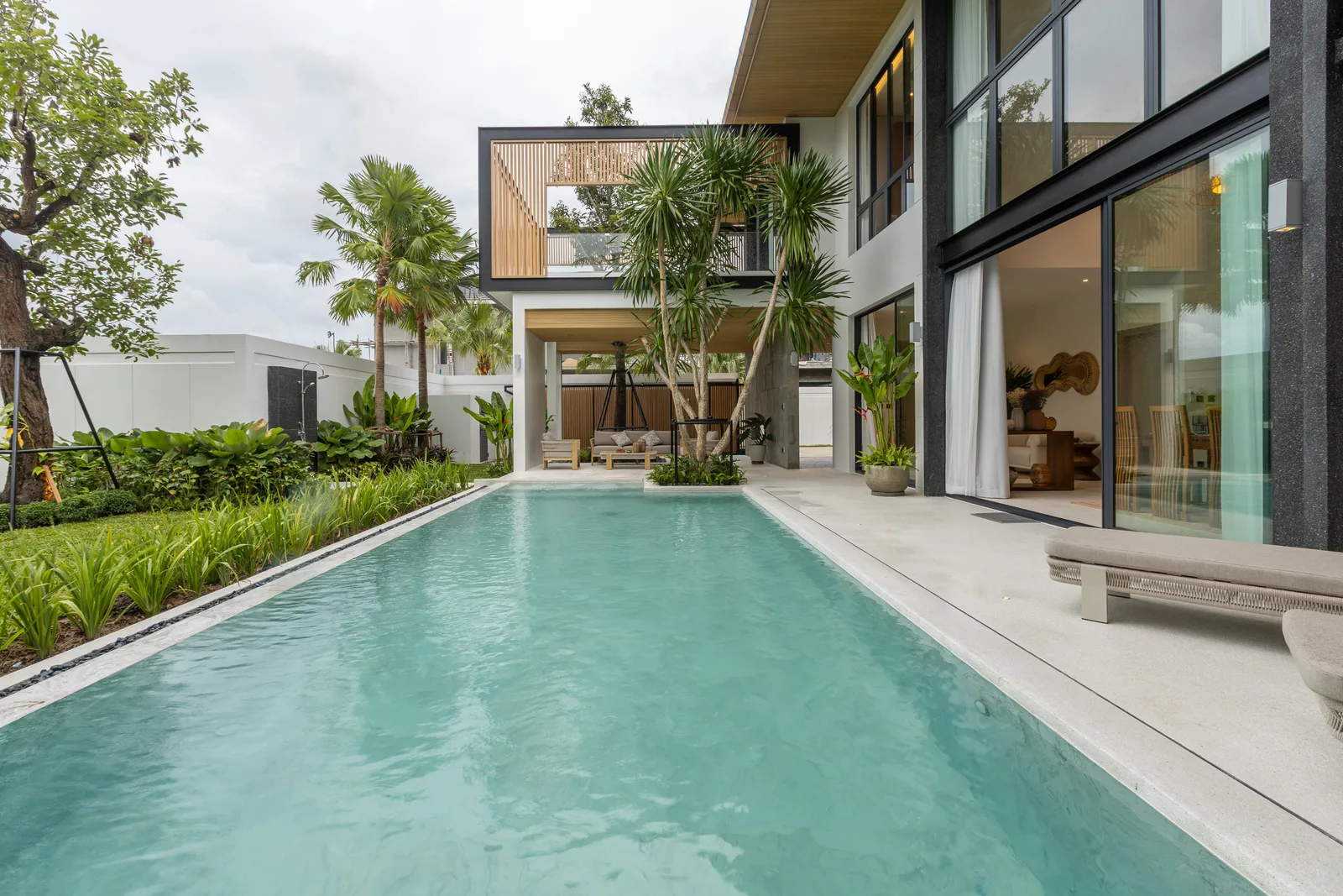 4-bedroom villa, 586 sqm