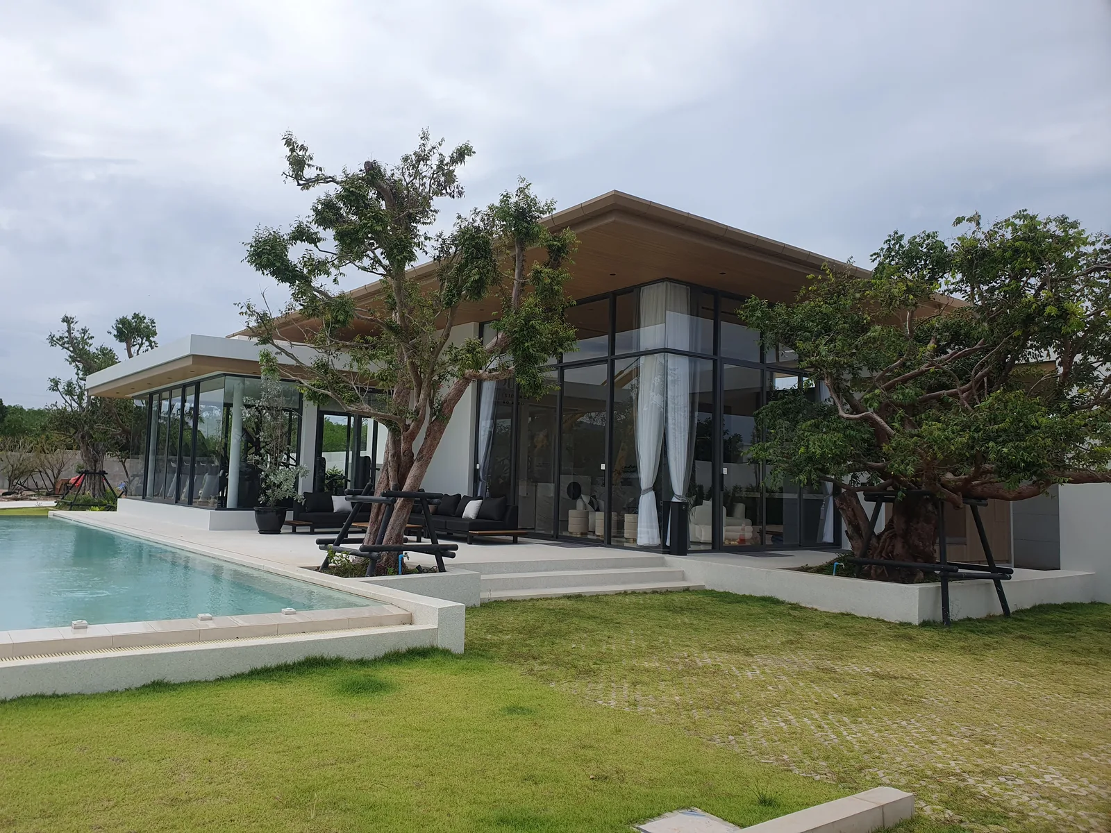 3-bedroom villa, 261 sqm