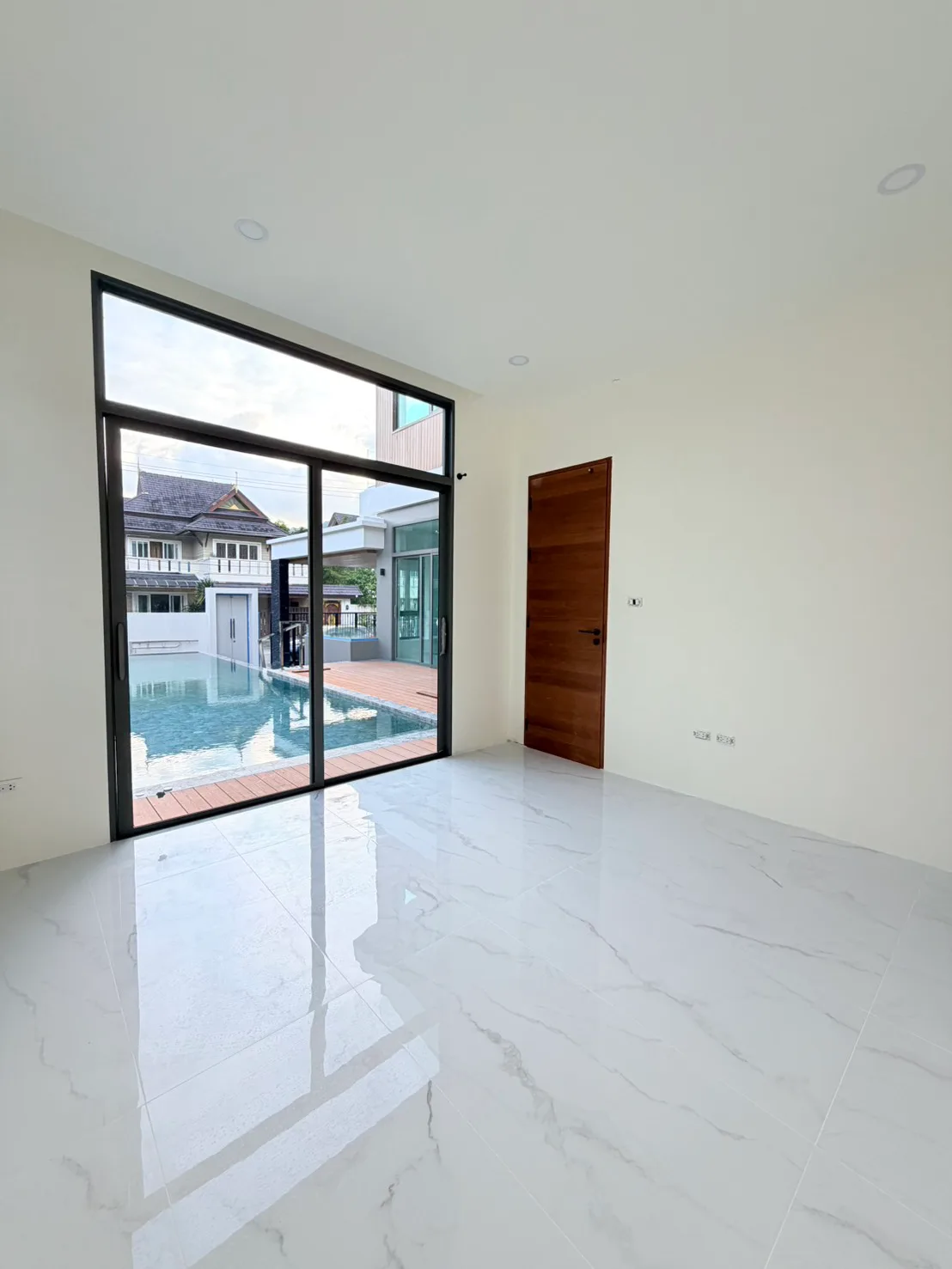 4-bedroom villa, 380 sqm