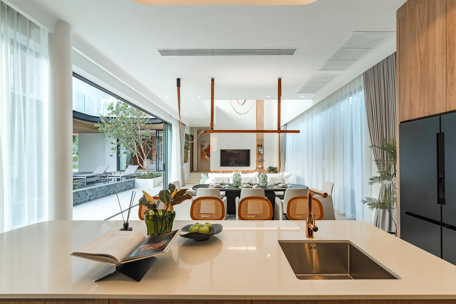 5-bedroom villa, 631 sqm