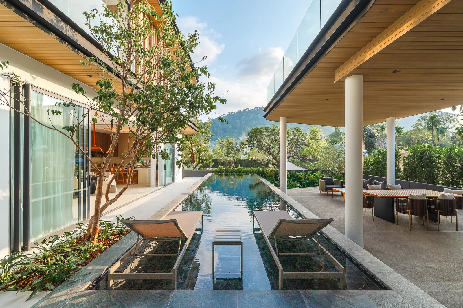 5-bedroom villa, 631 sqm