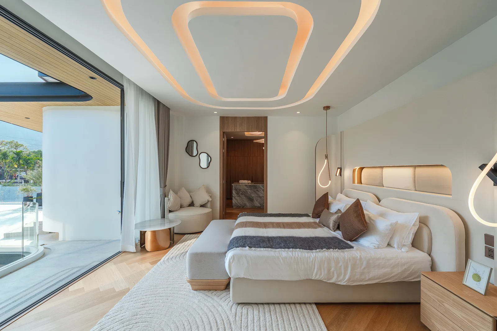 5-bedroom villa, 631 sqm