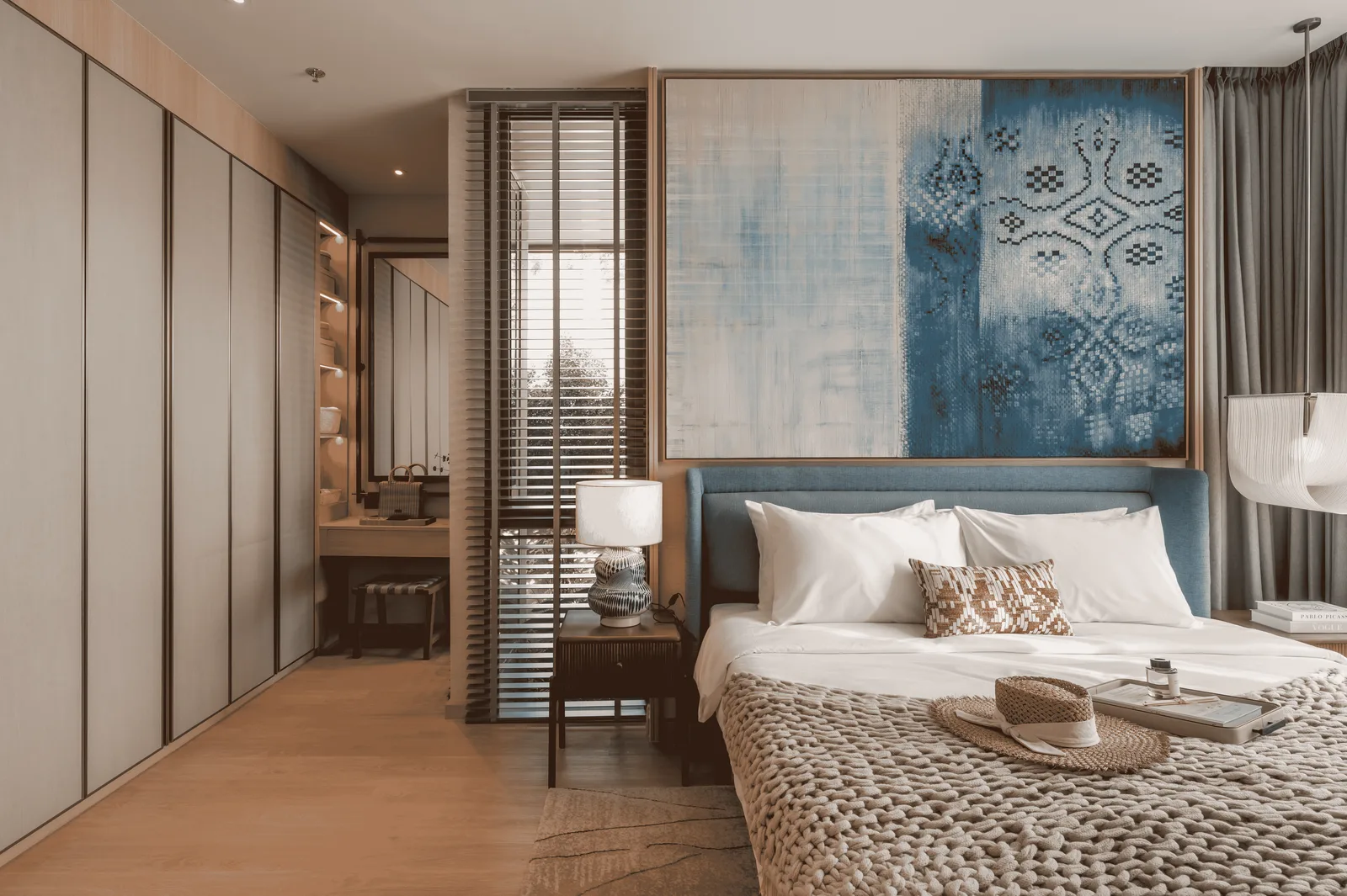2-bedroom condo, 83 sqm