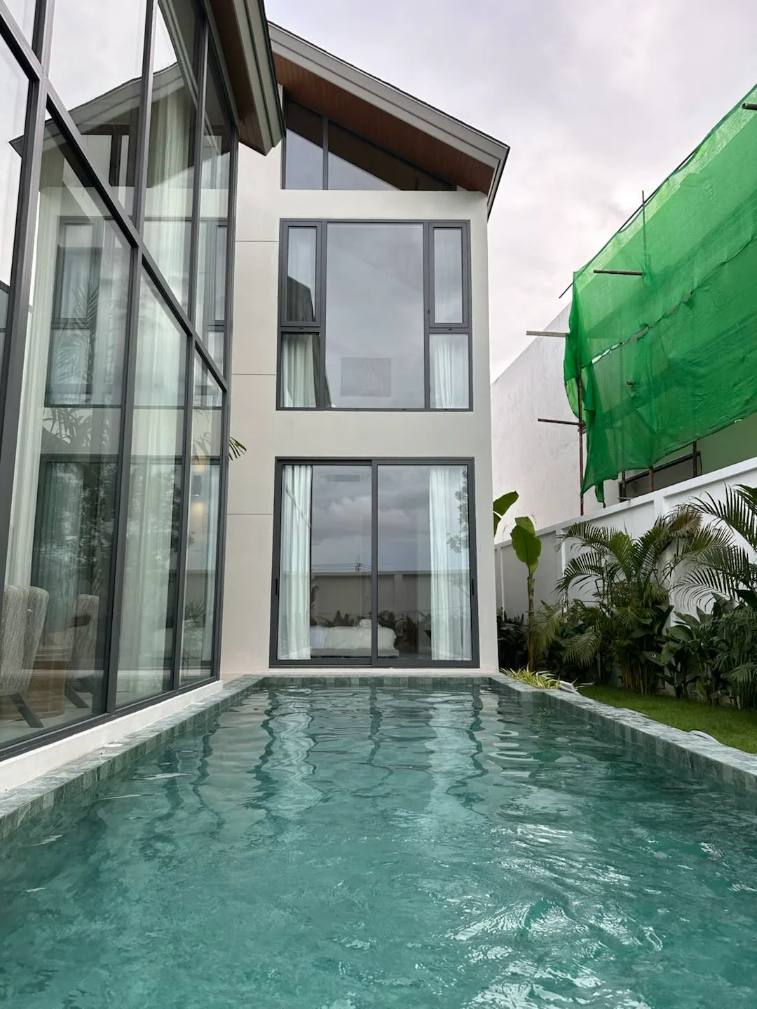4-bedroom villa, 304 sqm