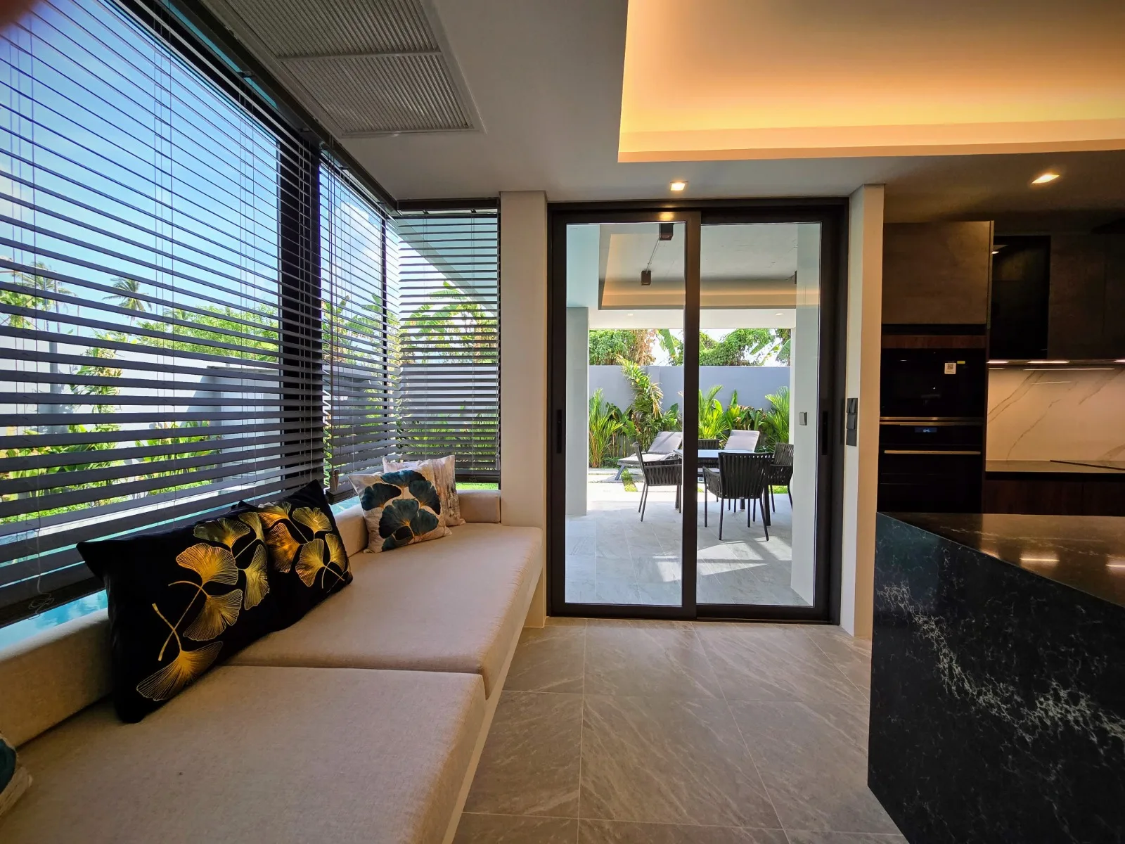 4-bedroom villa, 400 sqm