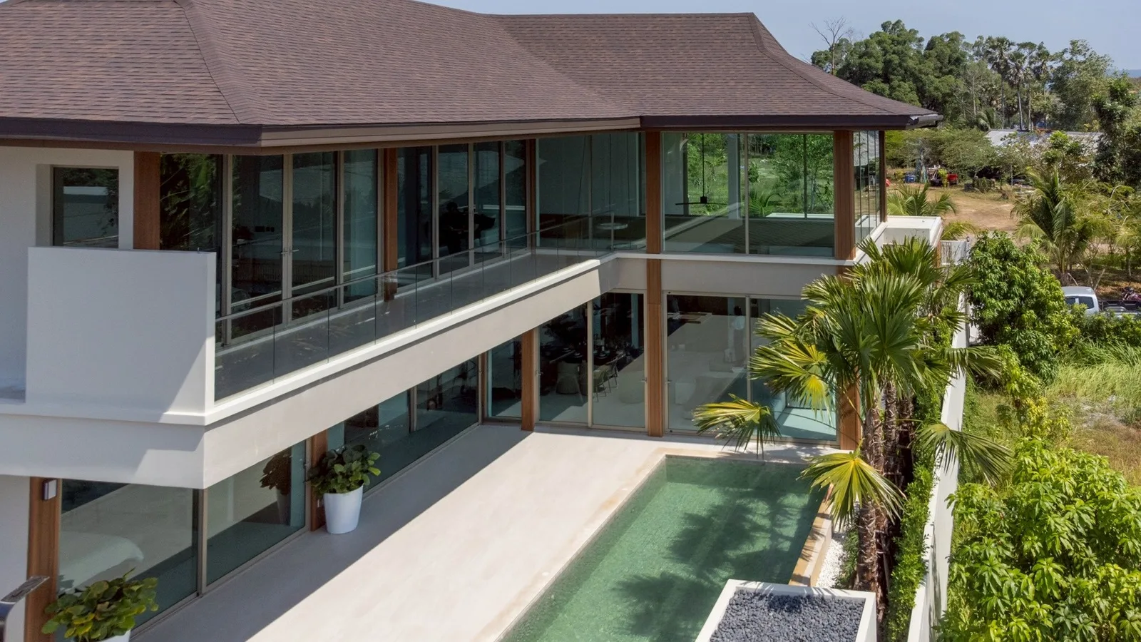 5-bedroom villa, 594 sqm