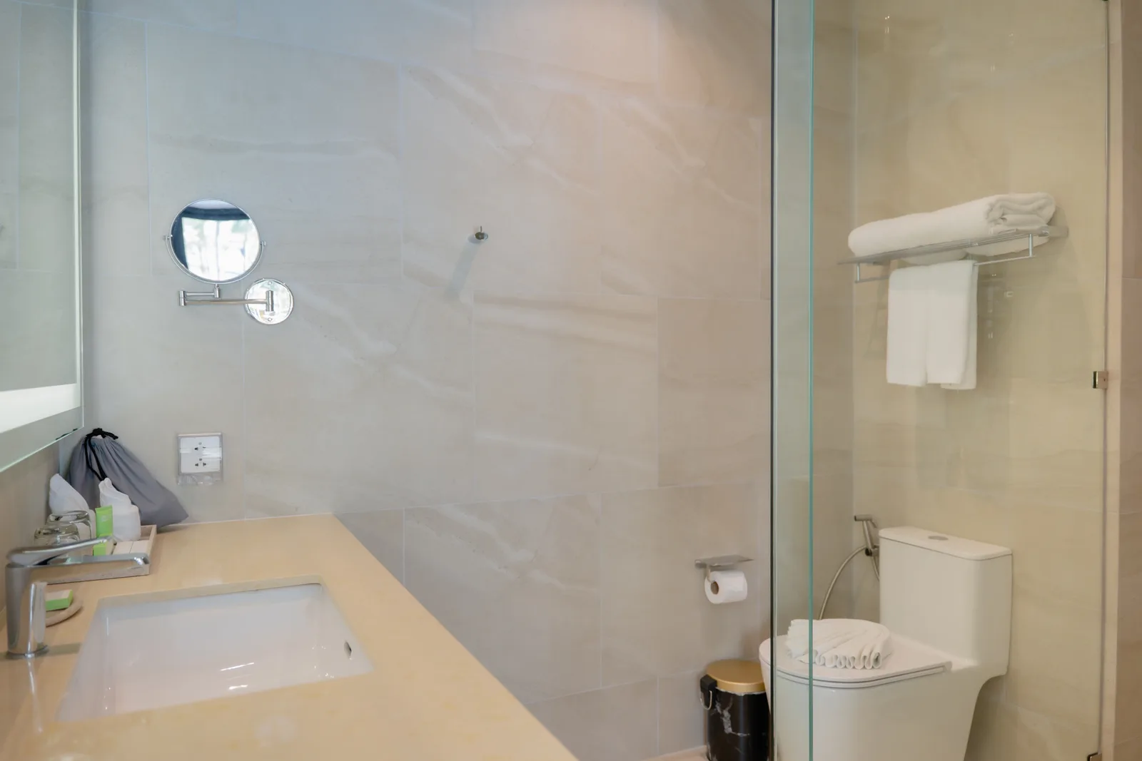 2-bedroom condo, 63 sqm
