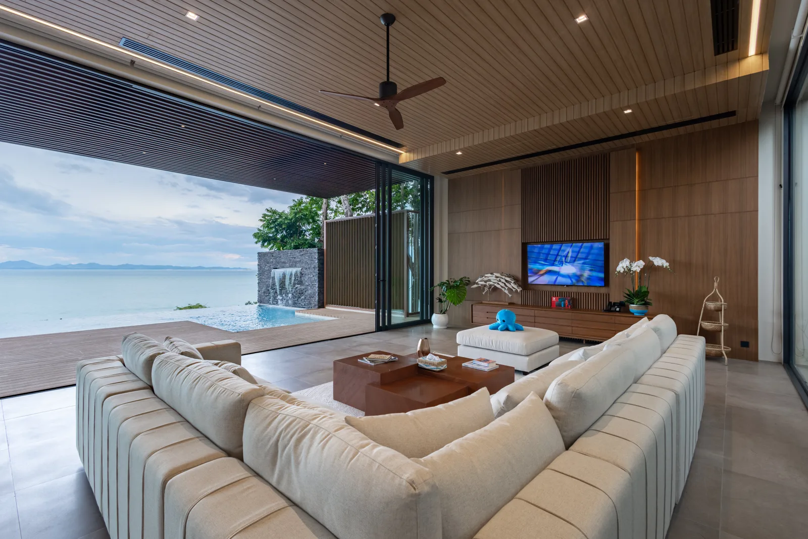4-bedroom villa, 1013 sqm