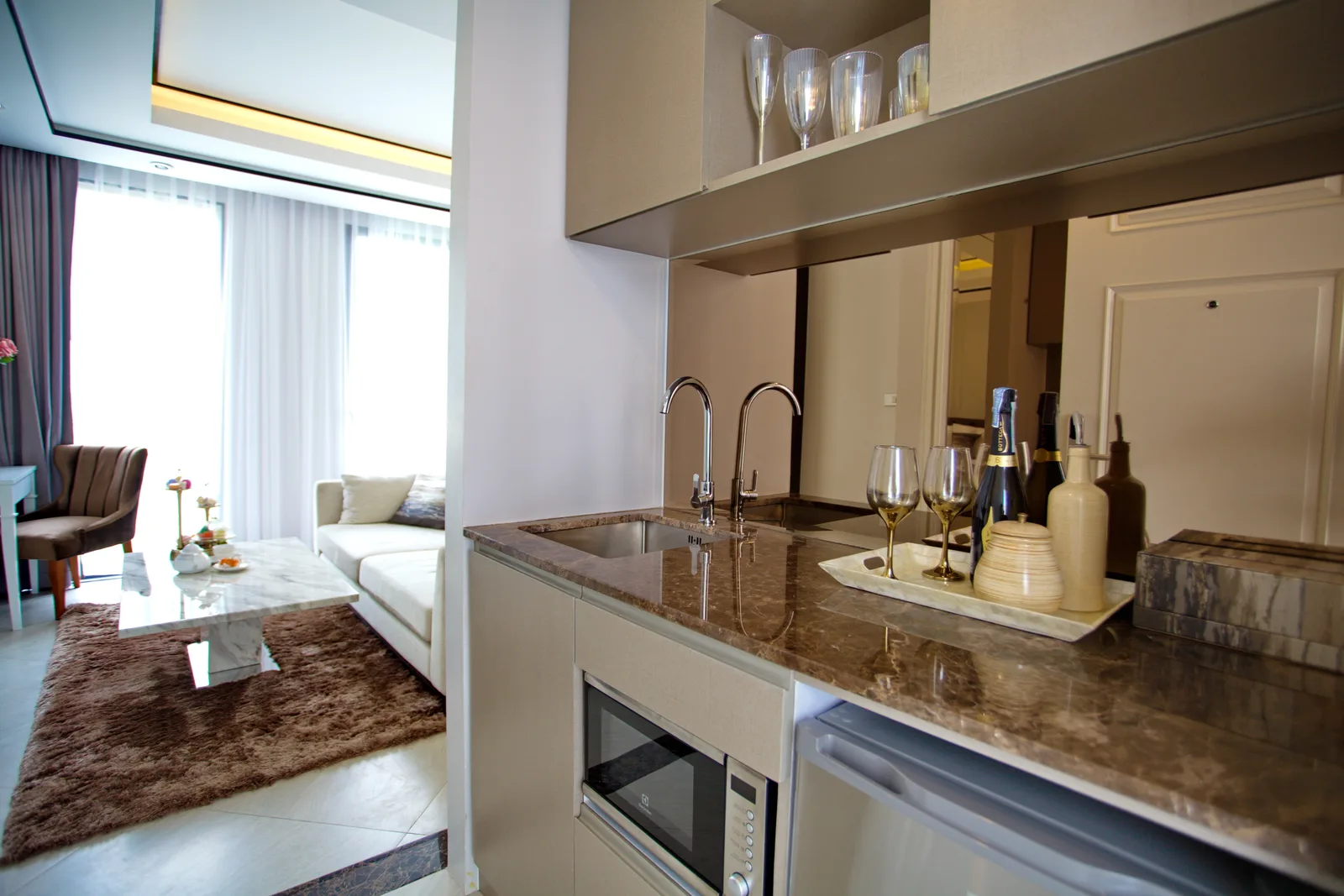 2-bedroom condo, 76 sqm