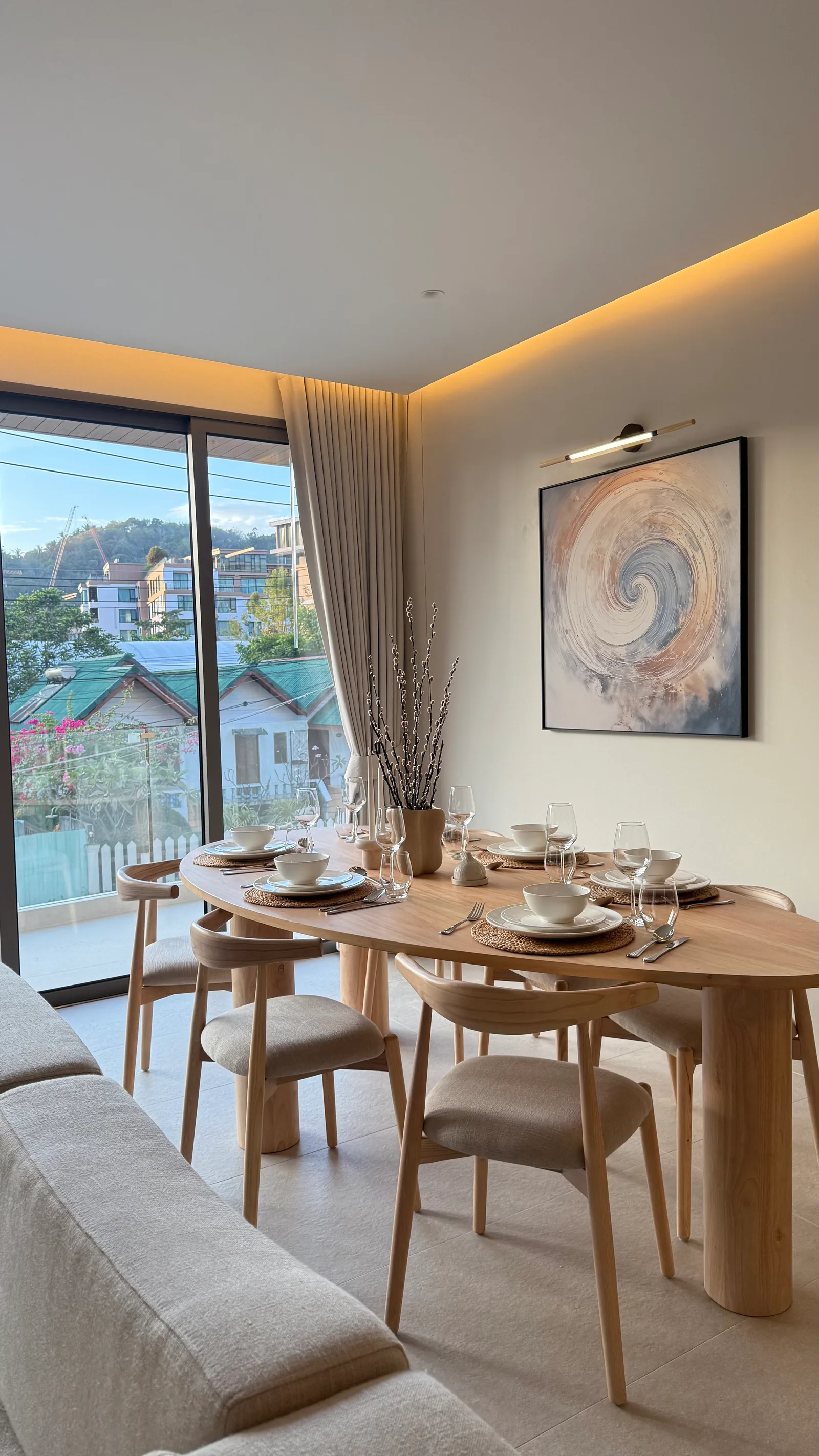 2-bedroom condo, 89 sqm